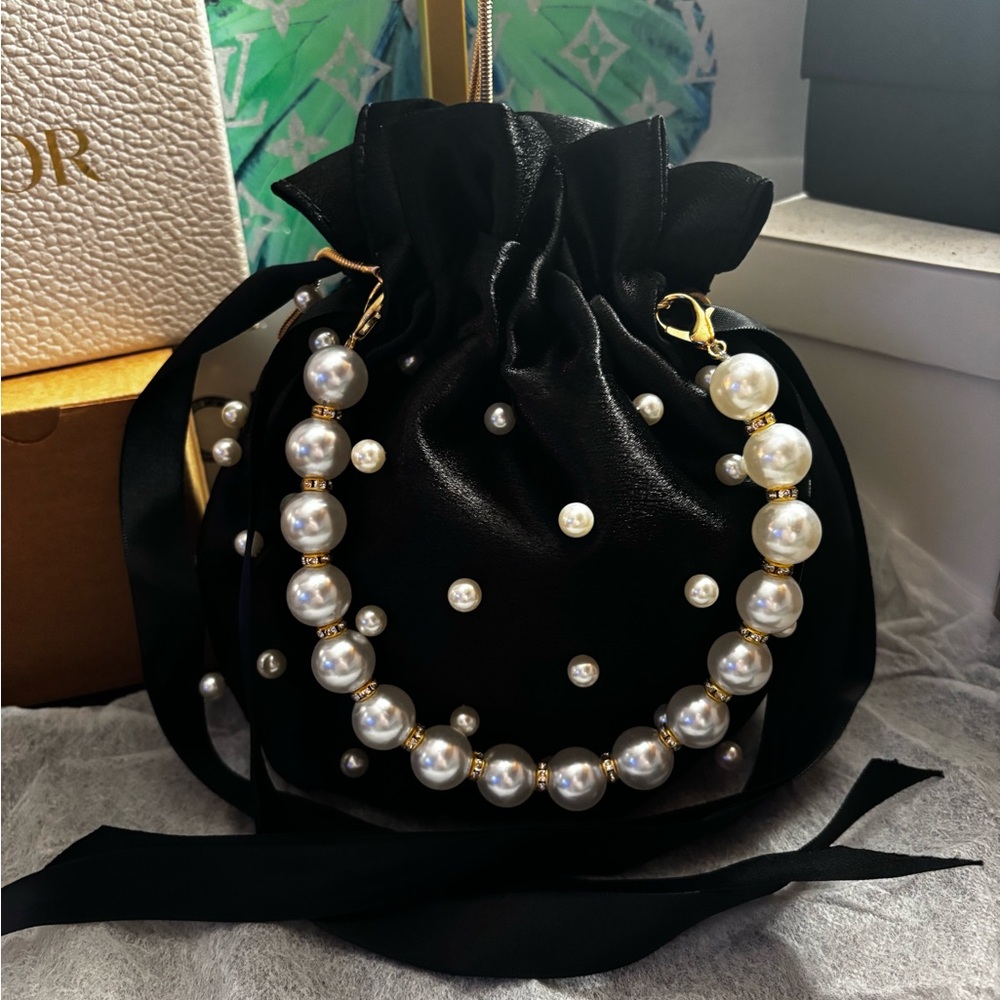 Elegant Black Pearl-Embellished Drawstring Bag